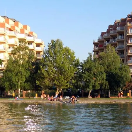 Galerius Aranypart Siofok